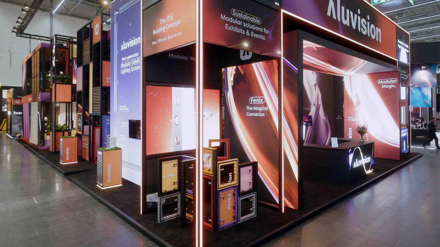 Stand ferial montado con el sistema modular Aluvision